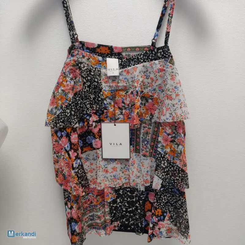 Marca Vila, ropa de mujer para primavera verano. Blusas, tops, camisetas