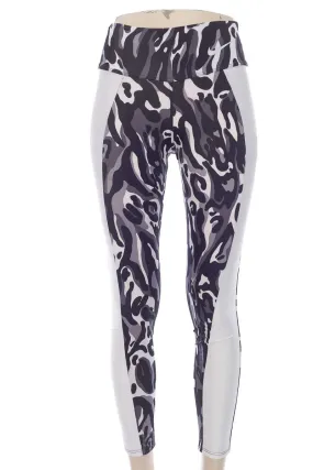 Ropa Deportiva / Salida de Baño color Negro - Closeando