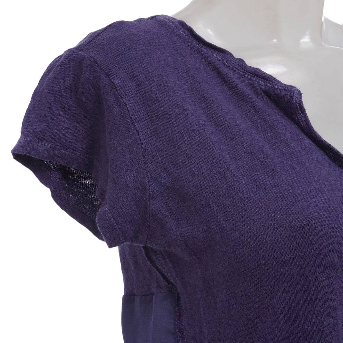 Sanctuary  Blusas