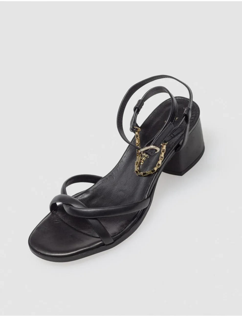 Sandalia Bryan  2606 Negro