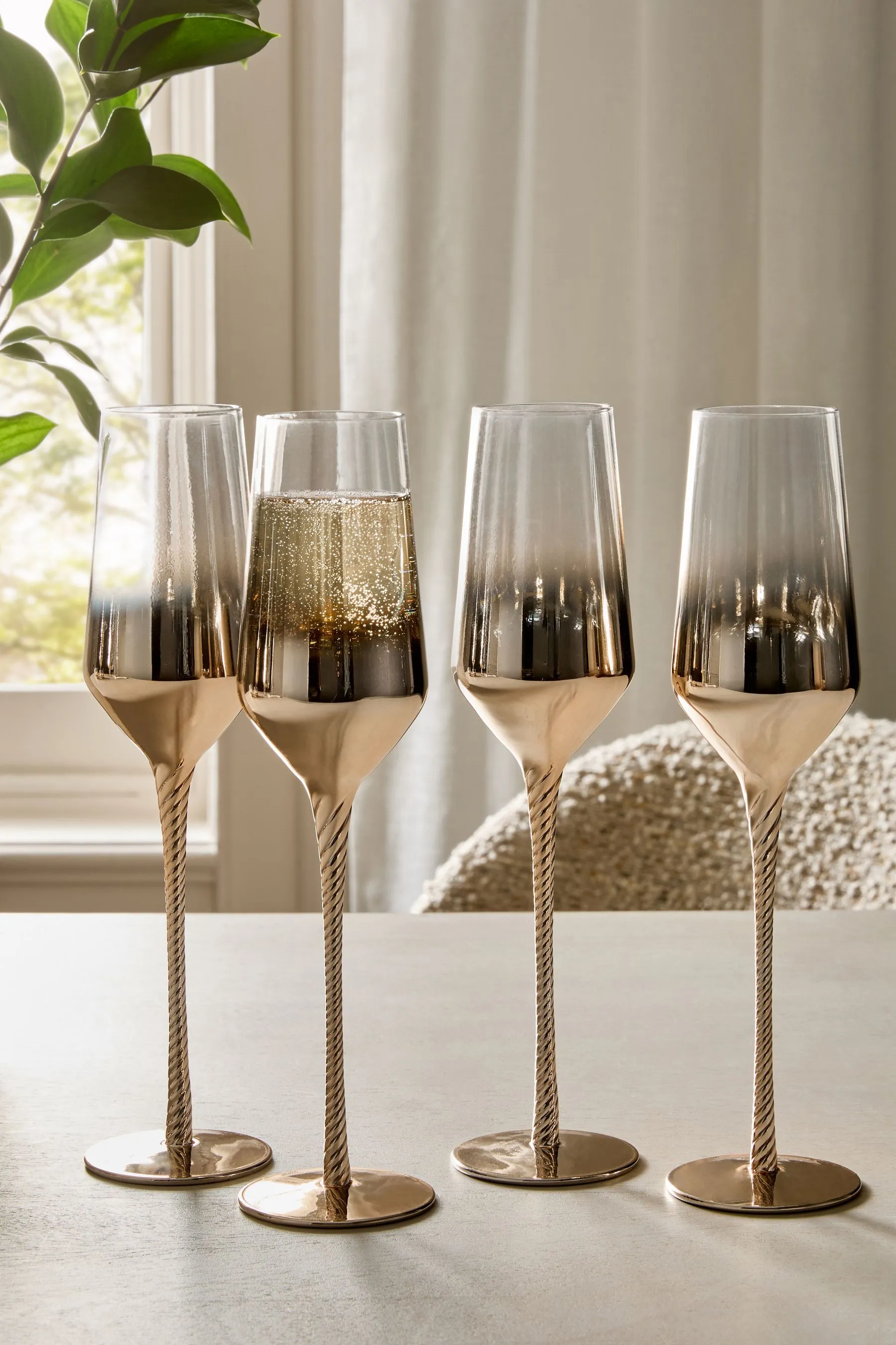 Set of 4 Astrid Champagne Flutes