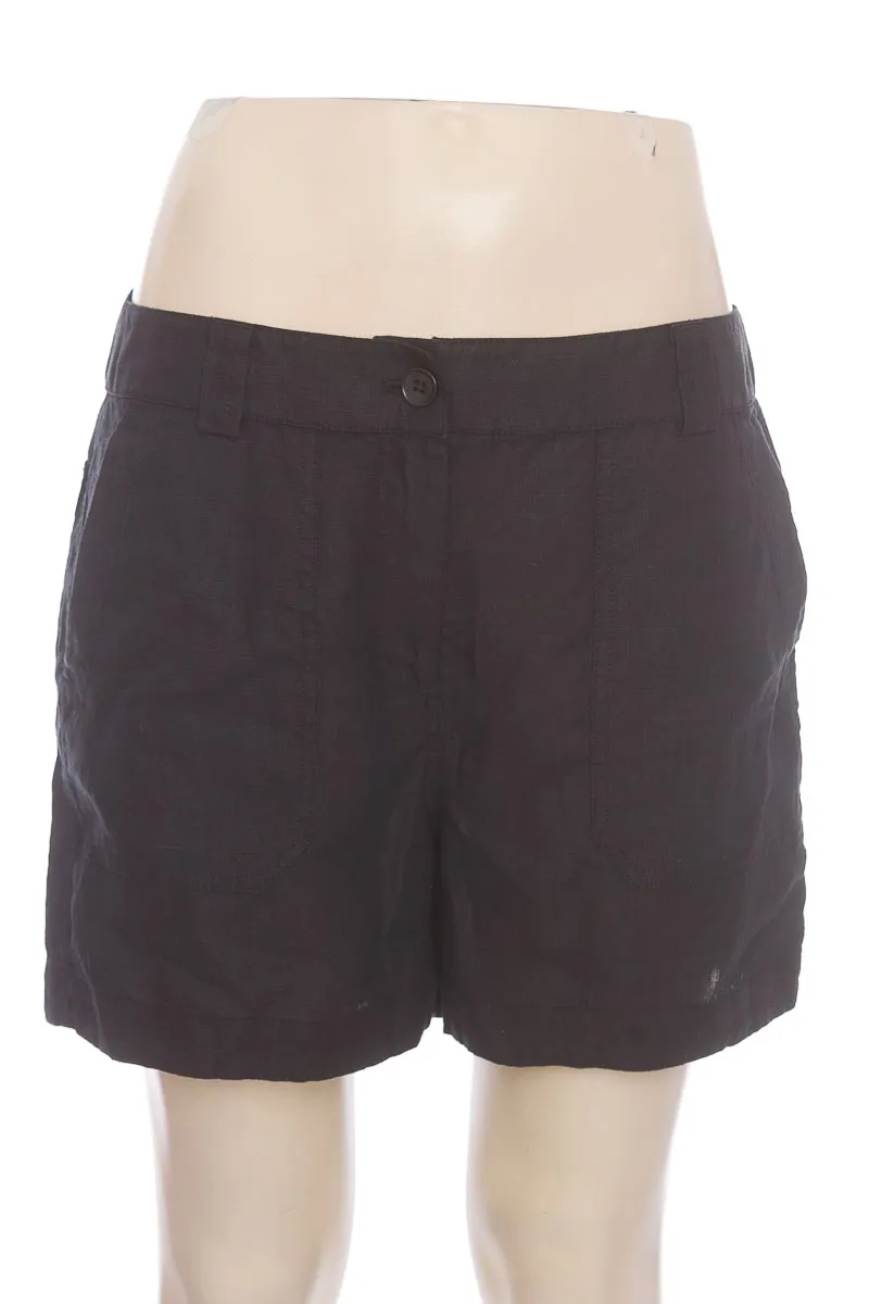 SHORT COLOR NEGRO  WHITE LABEL