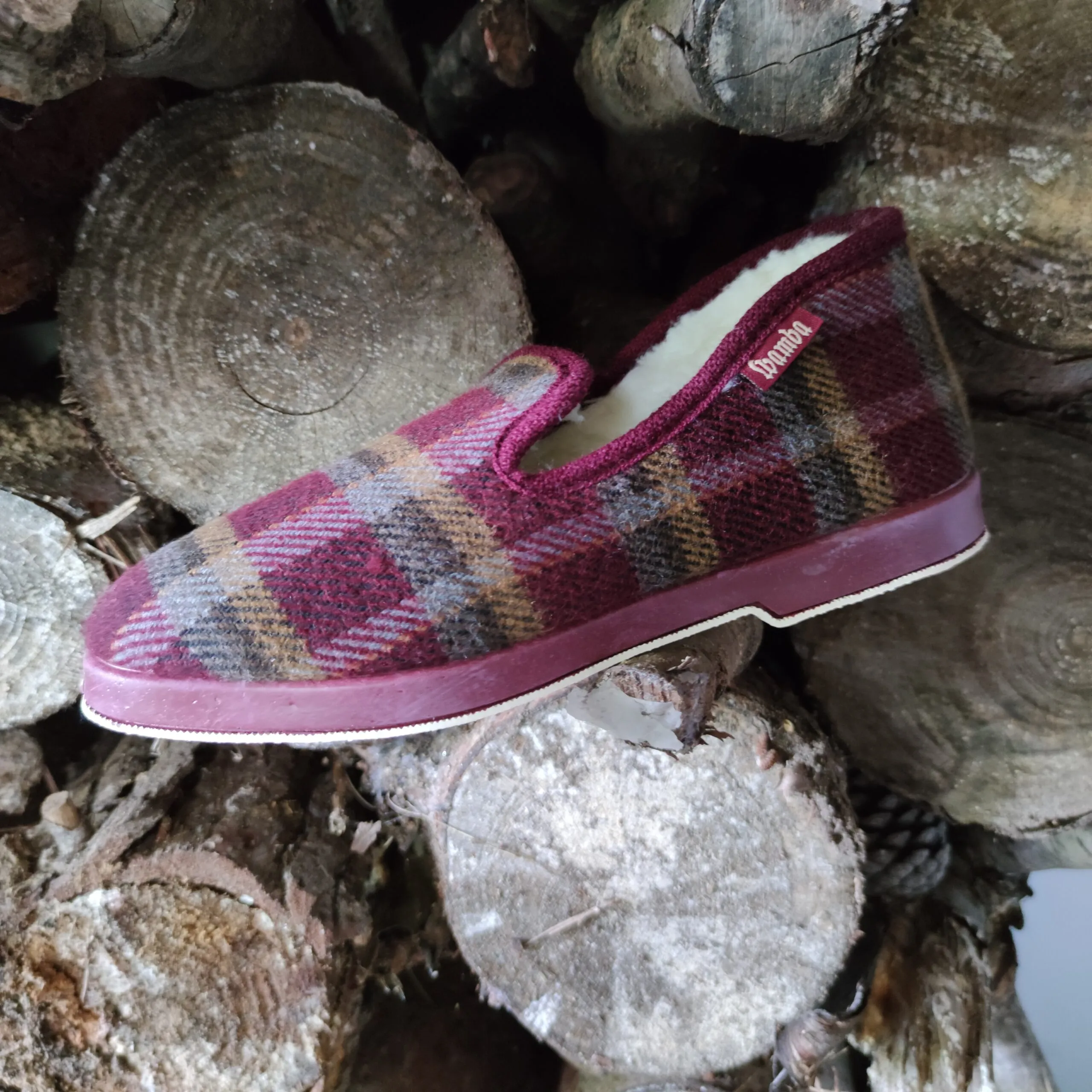WAMBA zapatilla casa abuelo burdeos modelo 301