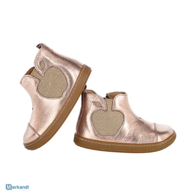¡Zapatos para niños! MEJORES MARCAS: Adidas, Nike, Superga, Kickers, Clarks